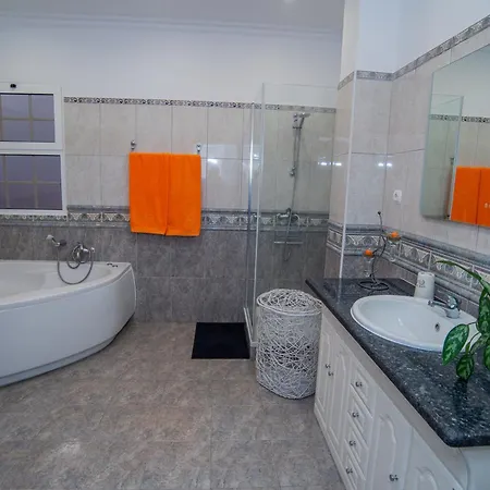 Countesses Semesterbostad